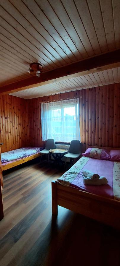 Villa Dom Zajezdny Białowieża Esterno foto