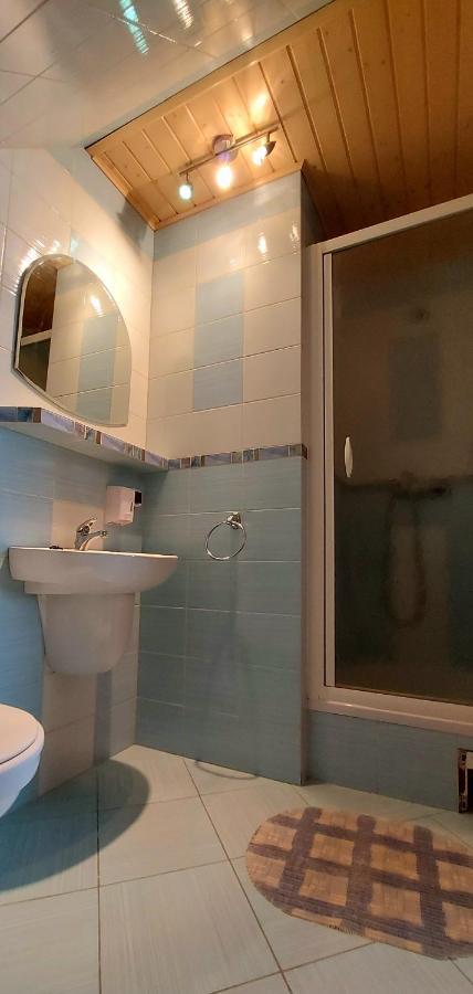 Villa Dom Zajezdny Białowieża Esterno foto